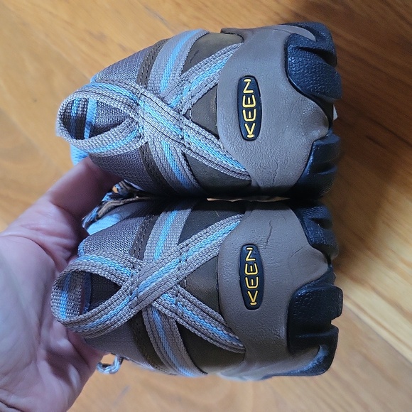 KEEN Brown/blue low top hikers sz. 7 - Picture 8 of 8